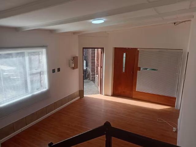 1 Bedroom Apartment V V 103342777