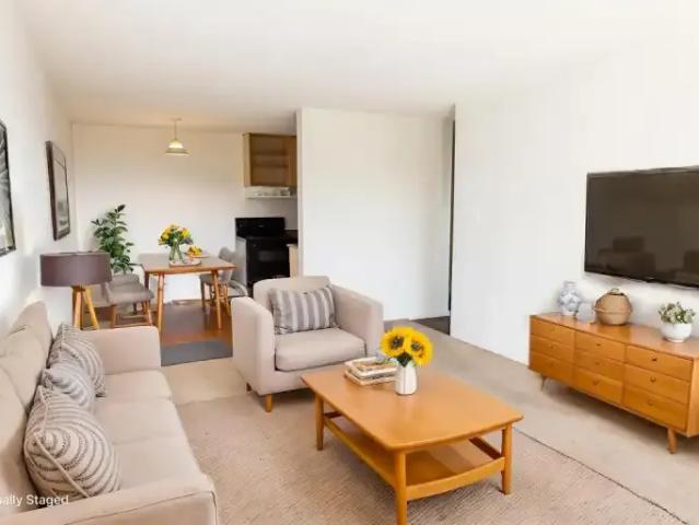 1 Bedroom Apartment Victoria BC 104940175