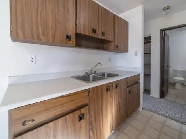 1 Bedroom Apartment Wainwright AB 102394101