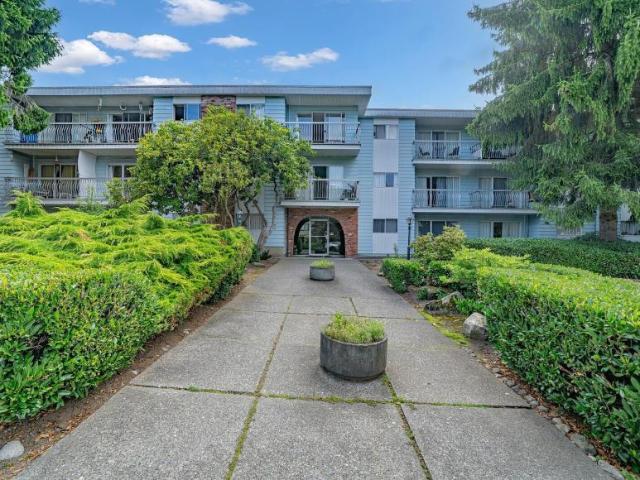 1 Bedroom Apartment White Rock BC LS98313517