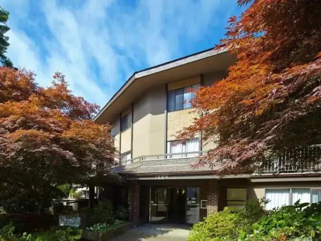 1 Bedroom Apartment White Rock BC LS102847125
