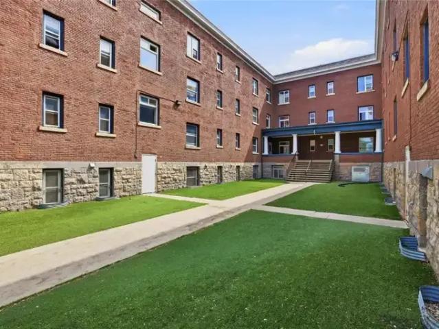 1 Bedroom Apartment Winnipeg MB 103487787