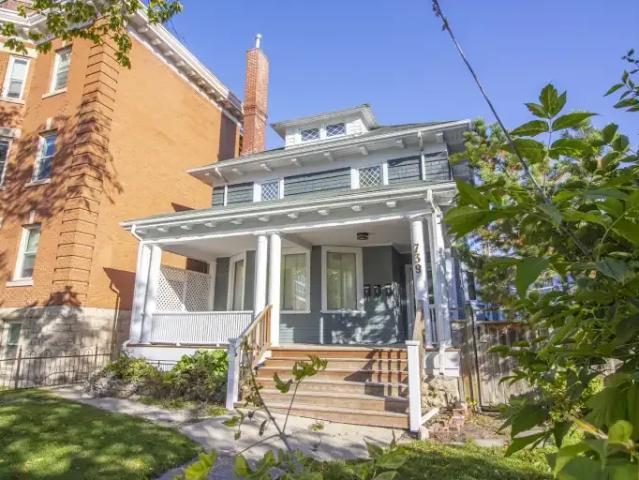 1 Bedroom Apartment Winnipeg MB 103958099