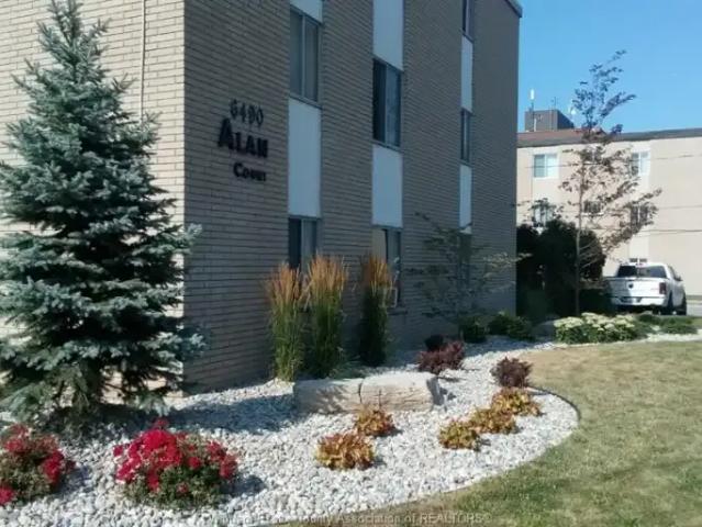 1 Bedroom Apartment Windsor ON 101090436