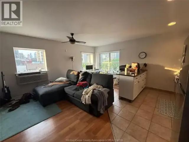 1 Bedroom Apartment Windsor ON 103380111