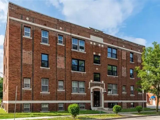 1 Bedroom Apartment Windsor ON LS101090428