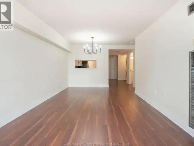 1 Bedroom Apartment Windsor ON LS102658687