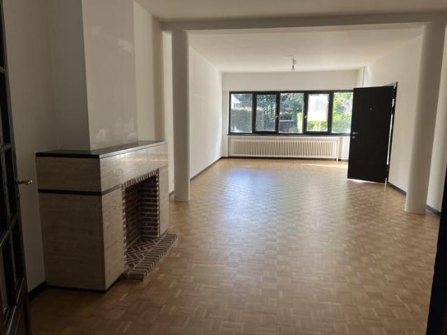 1 Bedroom Apartment with Terrace Garden & ATELIER