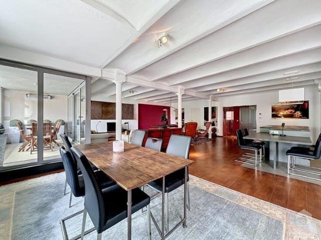 1 bedroom apartment with terraces for rent in Ixelles
