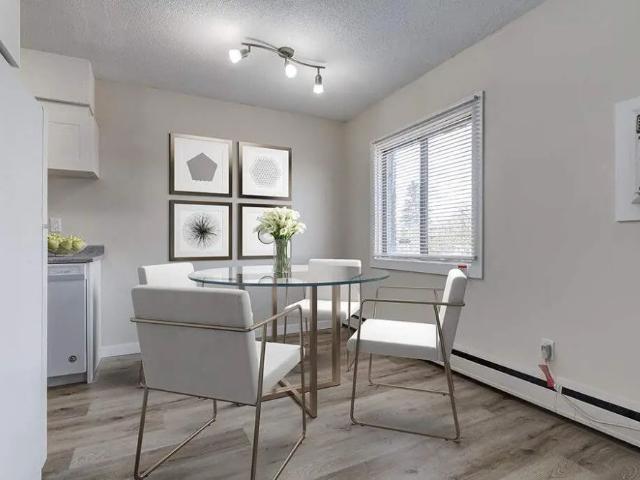 1 Bedroom at Geneva Apartments