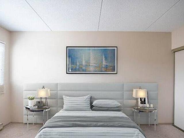 1 bedroom available in the Maples