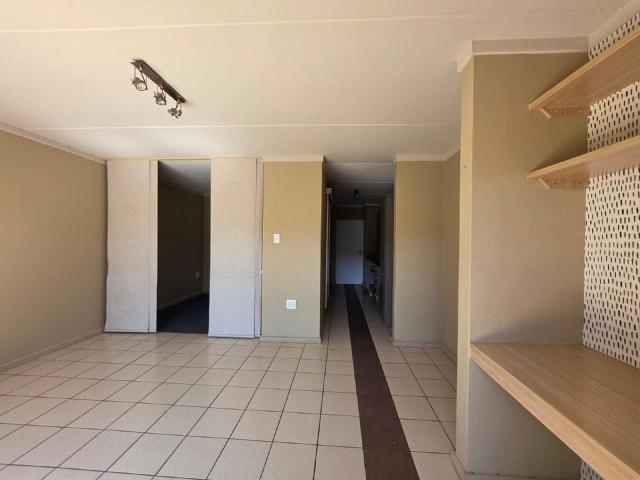 1 Bedroom bachelor apartment to rent in Dainfern, Sandton