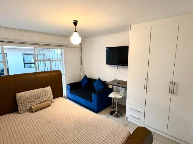 1 Bedroom bachelor flat to rent in Secunda
