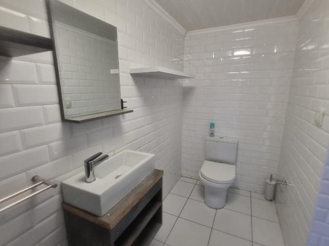 1 Bedroom bachelor to rent in Bothasig, Milnerton