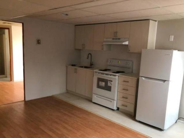 1 bedroom Bright Renovated Lachine West As of June 1st