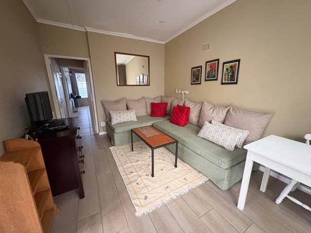 1 Bedroom Garden Cottage in Claremont Upper