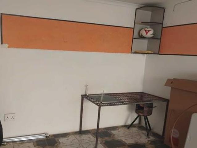 1 Bedroom Garden Cottage in Crossmoor
