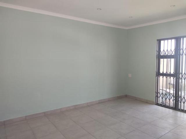 1 Bedroom Garden Cottage in Amanzimtoti