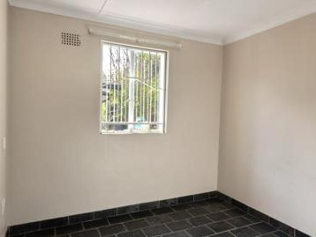 1 Bedroom Garden Cottage in Aldara Park