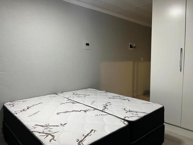 1 Bedroom Garden Cottage in Arboretum