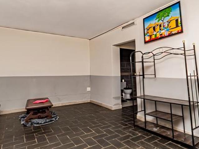 1 Bedroom Garden Cottage in Austin View