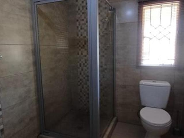 1 Bedroom Garden Cottage in Bombay Heights