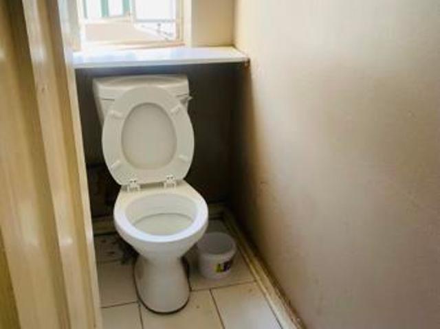 1 Bedroom Garden Cottage in Bezuidenhout Valley