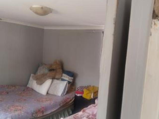 1 Bedroom Garden Cottage in Bezuidenhout Valley