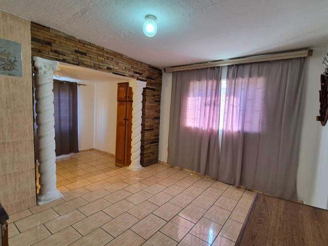 1 Bedroom Garden Cottage in Bluff