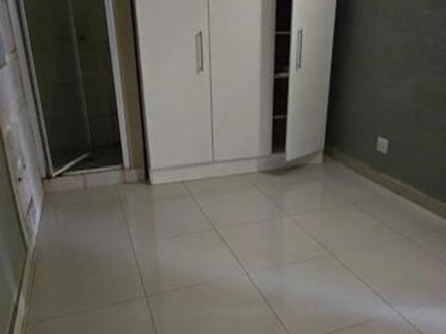 1 Bedroom Garden Cottage in Blignautsrus AH