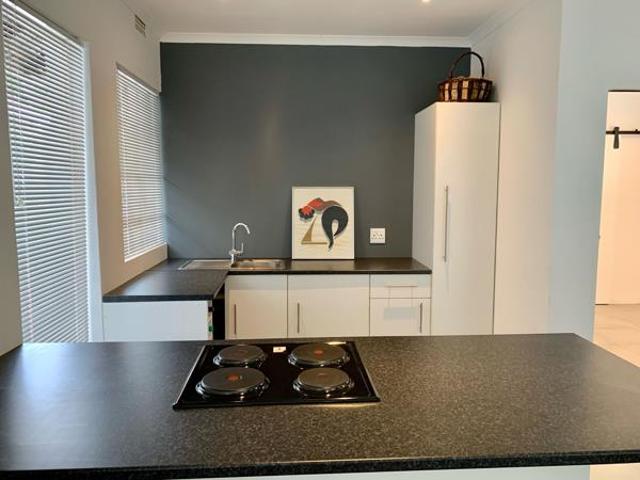 1 Bedroom Garden Cottage in Bryanston East