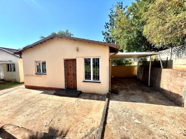 1 Bedroom Garden Cottage in Glen Ashley