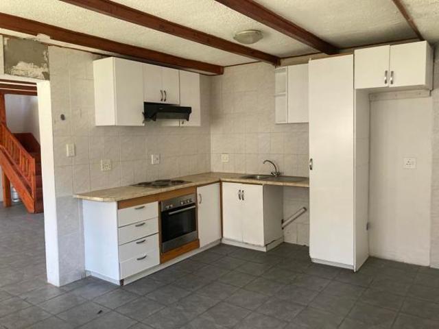 1 Bedroom Garden Cottage in Glen Austin