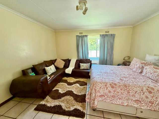 1 Bedroom Garden Cottage in Glen Austin AH