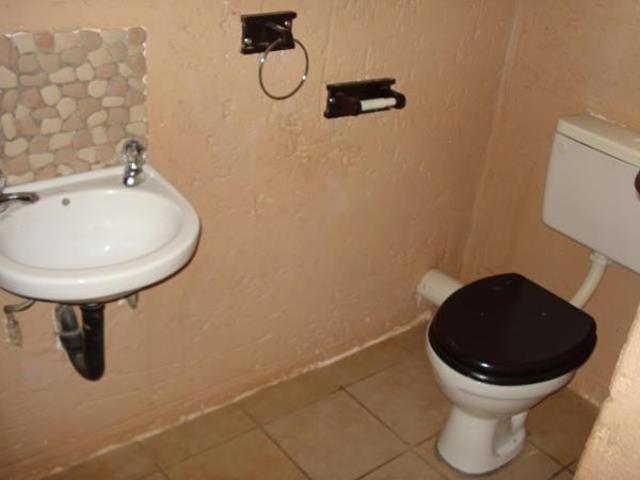 1 Bedroom Garden Cottage in Doornpoort