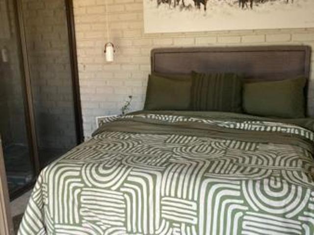 1 Bedroom Garden Cottage in Danville