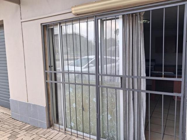 1 Bedroom Garden Cottage in Daspoort