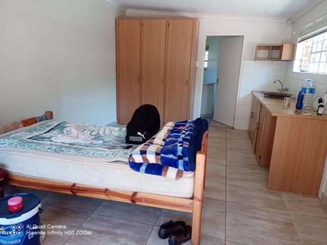1 Bedroom Garden Cottage in Die Bult