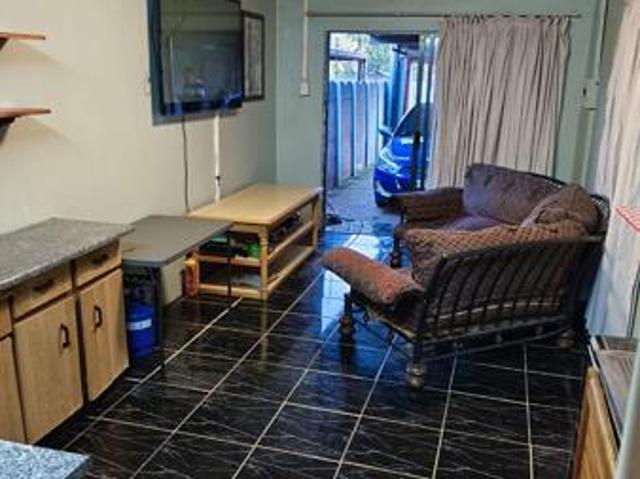 1 Bedroom Garden Cottage in Dinwiddie