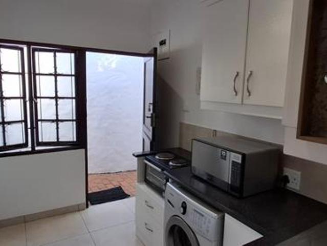 1 Bedroom Garden Cottage in Durban North