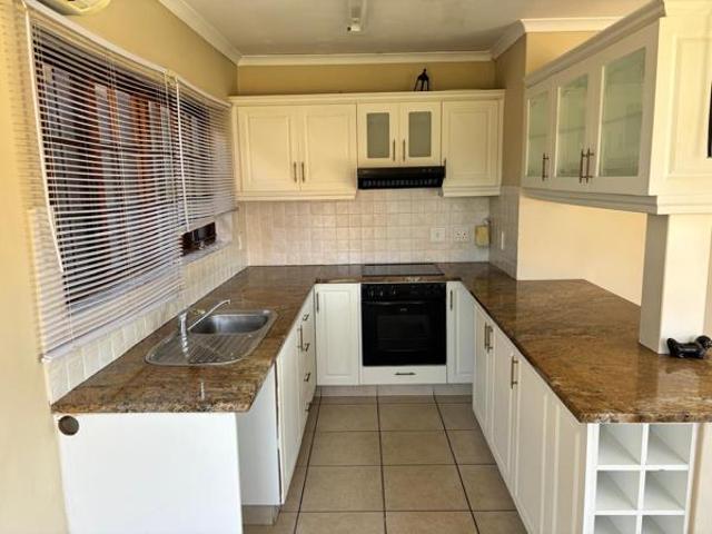 1 Bedroom Garden Cottage in Durban North