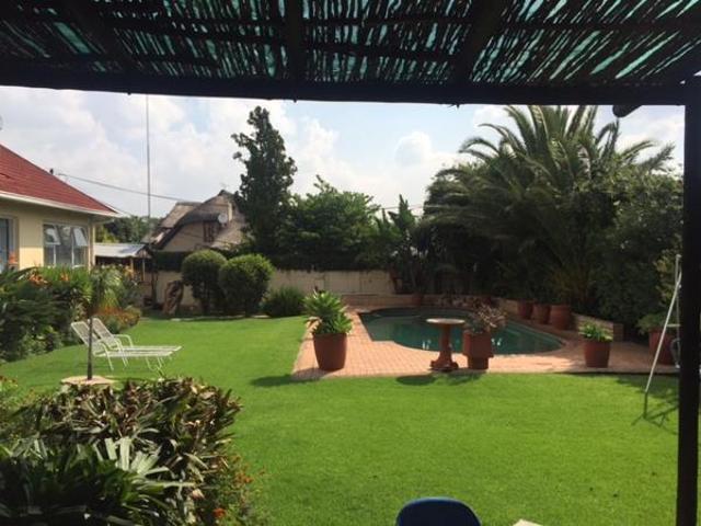 1 Bedroom Garden Cottage in Eden Glen