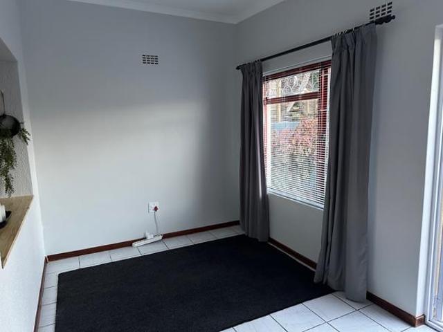1 Bedroom Garden Cottage in Edgemead