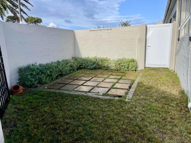 1 Bedroom Garden Cottage in Edgemead