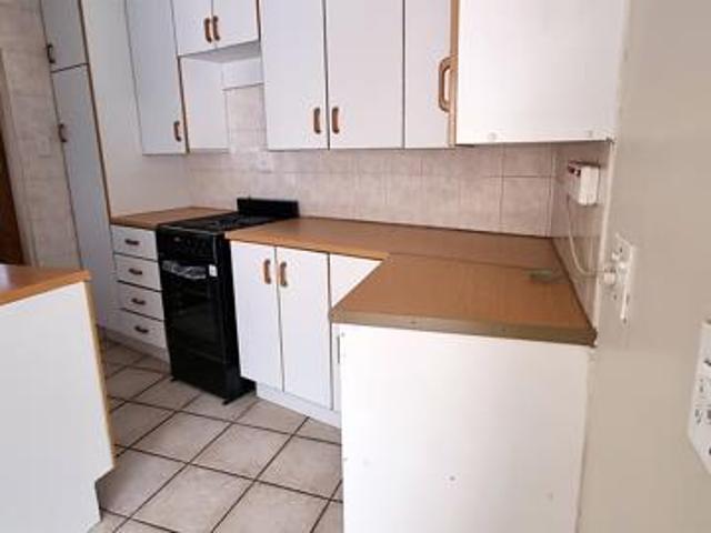 1 Bedroom Garden Cottage in Elarduspark