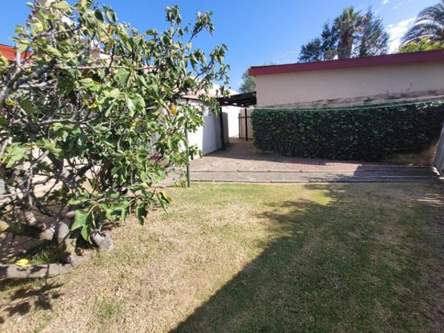 1 Bedroom Garden Cottage in Eureka