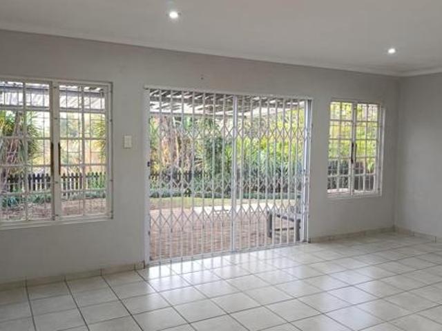 1 Bedroom Garden Cottage in Everton