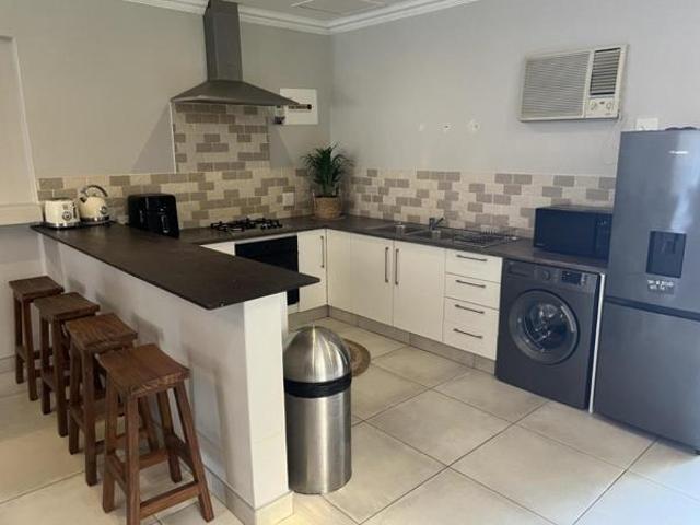 1 Bedroom Garden Cottage in Everton