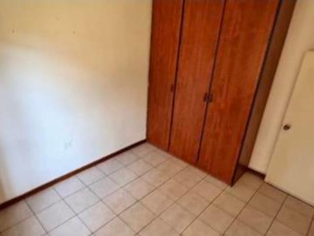 1 Bedroom Garden Cottage in Fontainebleau