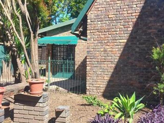1 Bedroom Garden Cottage in Ferndale